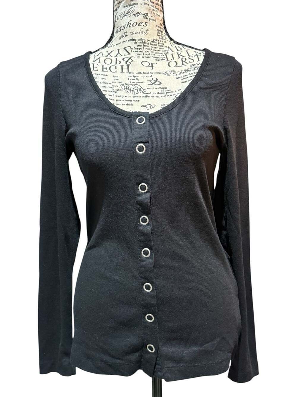 Chaser Ribbed Snap Front Henley Top | NWT | Black | Size Medium | Long Sleeve